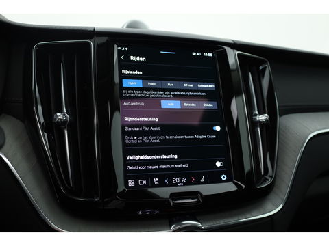 Volvo XC60 2.0 T8 Plug-in hybrid AWD Ultra Dark | Trekhaak | B&W Audio | Massage | Ventilatie | 360 camera
