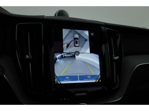 Volvo XC60 2.0 T8 Plug-in hybrid AWD Ultra Dark | Trekhaak | B&W Audio | Massage | Ventilatie | 360 camera