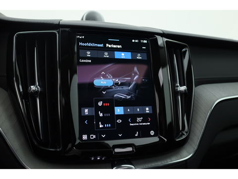 Volvo XC60 2.0 T8 Plug-in hybrid AWD Ultra Dark | Trekhaak | B&W Audio | Massage | Ventilatie | 360 camera