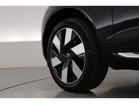Volvo XC60 2.0 T6 Plug-in hybrid AWD Plus Bright | H&K audio | 360 camera | ACC | Blis | 4x stoel + stuurverw. |