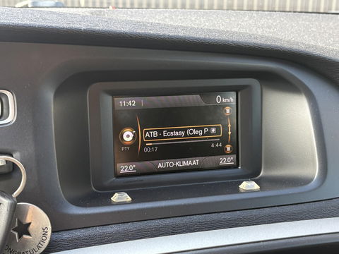 Volvo V40 1.6 T3 Momentum | HARMAN KARDON | NETTE WAGEN