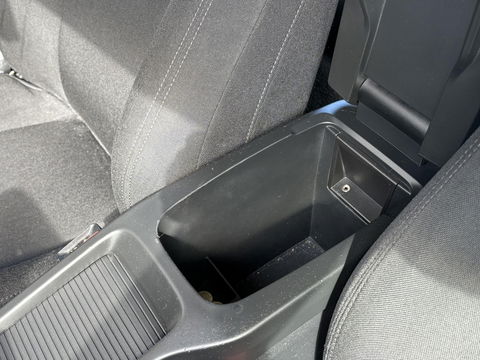 Volvo V40 1.6 T3 Momentum | HARMAN KARDON | NETTE WAGEN