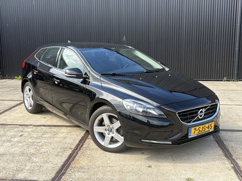 Volvo V40 1.6 T3 Momentum | HARMAN KARDON | NETTE WAGEN