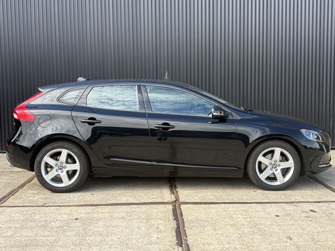 Volvo V40 1.6 T3 Momentum | HARMAN KARDON | NETTE WAGEN