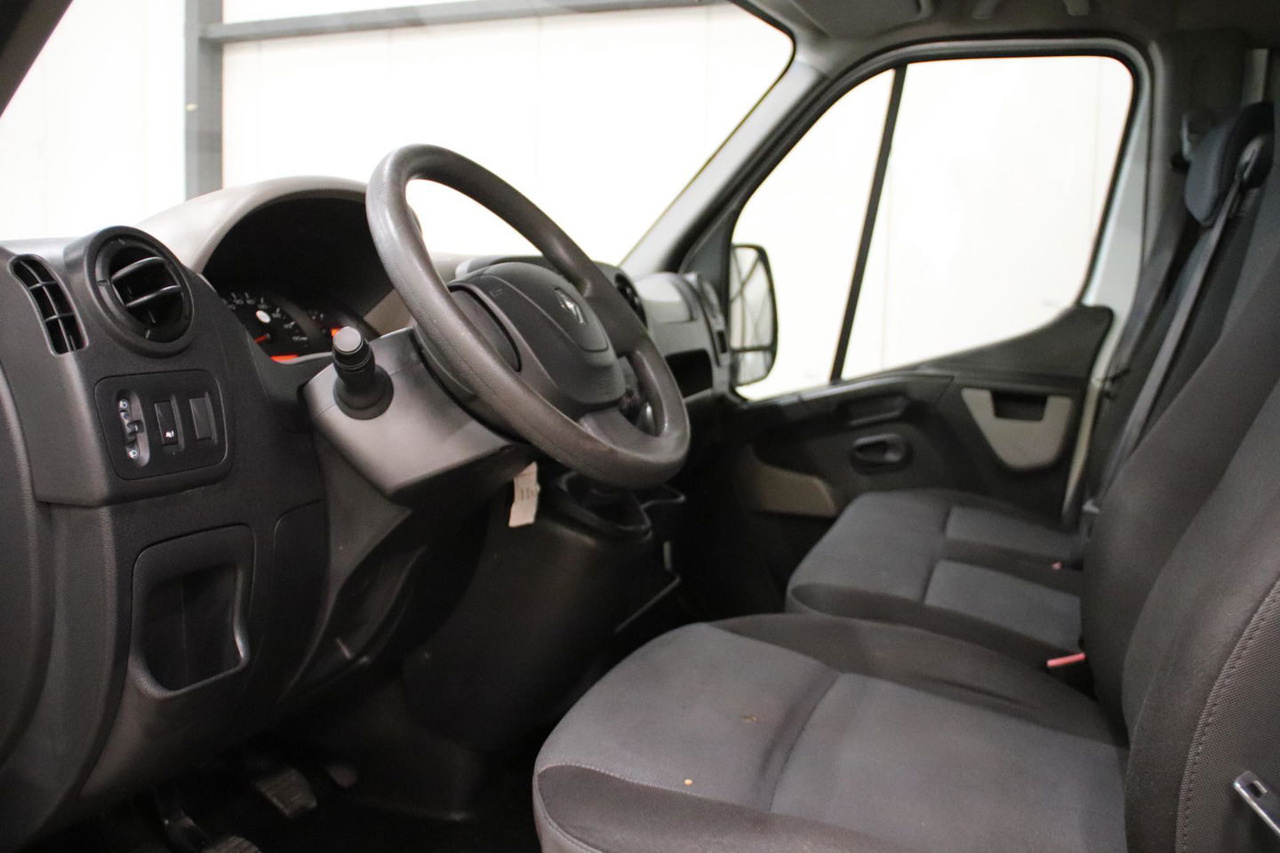 Renault Master 2.3 dCi Extra Lang 440CM BAKWAGEN LAADKLEP ZIJDEUR Renault Master 2.3 dCi BAKWAGEN MEUBELBAK LAADKLEP ZIJDEUR