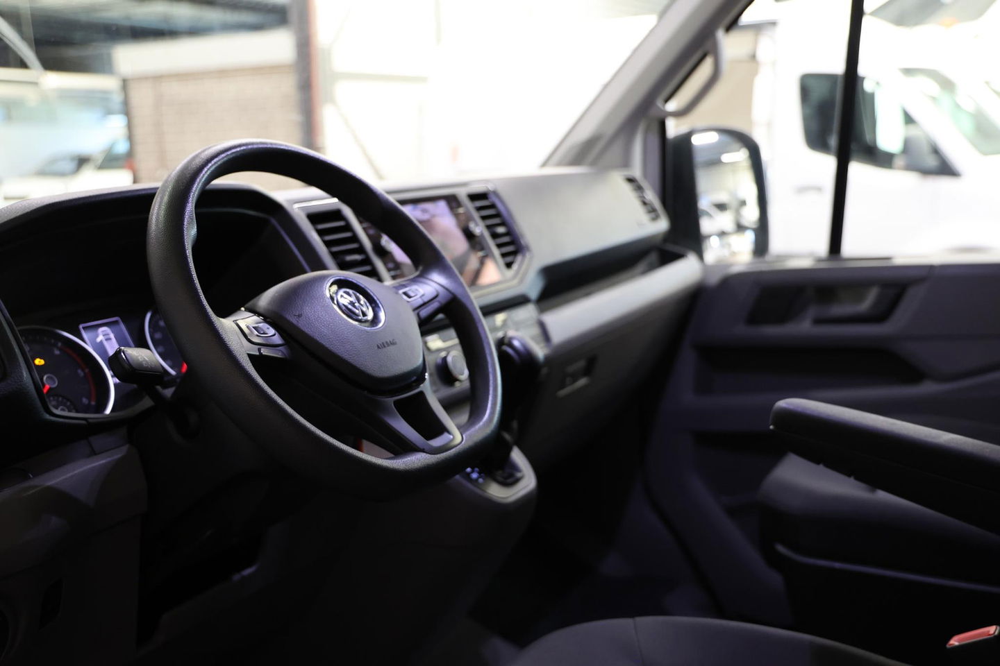 Volkswagen Crafter 4X4 TDI 4MOTION L3H3 (OUDE L2H2) LAADKLEP 750KG