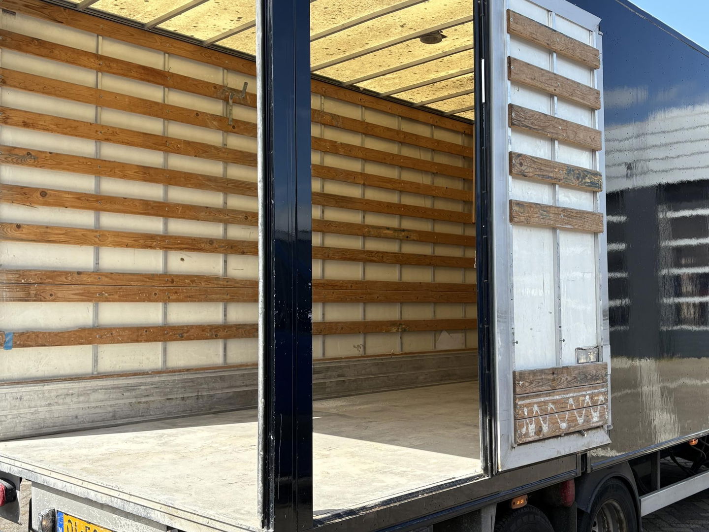Volkswagen Crafter BE COMBI | CLIXTAR | 3000KG | Cruise | Airco