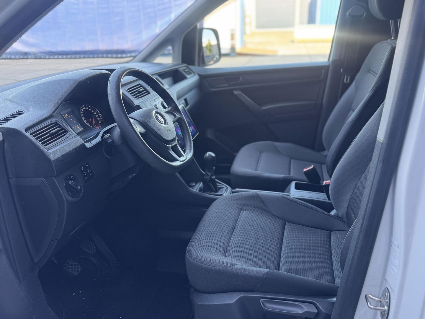 Volkswagen Caddy 2.0 TDI L1H1 BMT Trendline VERLAAGD / SPOILERS / NAVI / CAMERA / EURO 6