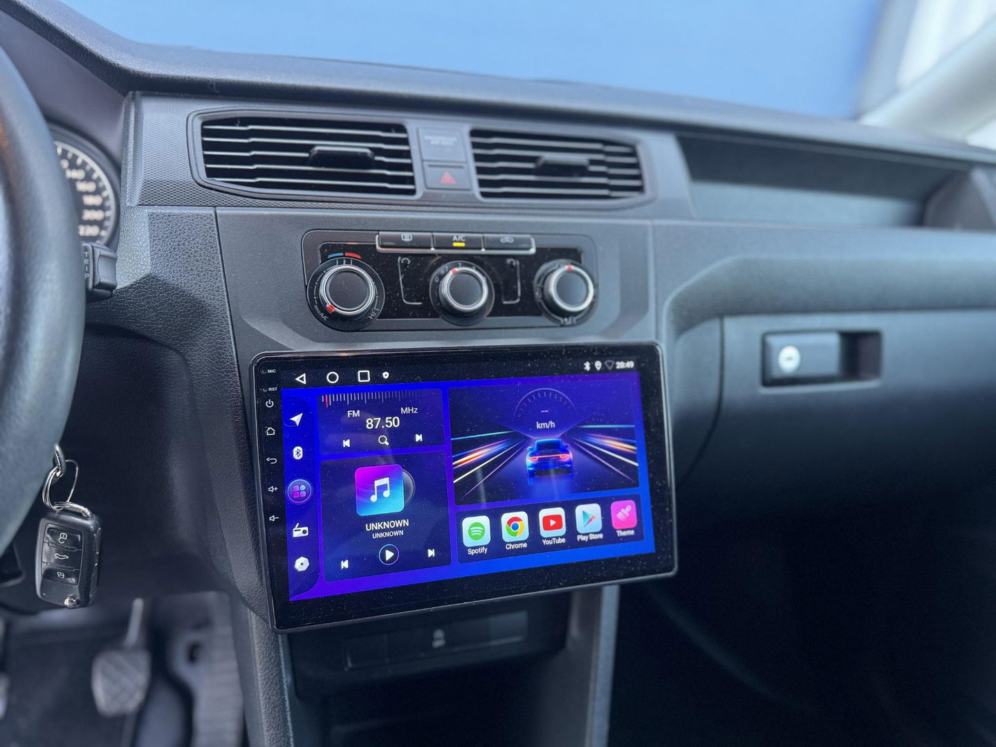 Volkswagen Caddy 2.0 TDI L1H1 BMT Trendline VERLAAGD / SPOILERS / CARPLAY / CAMERA / EURO 6