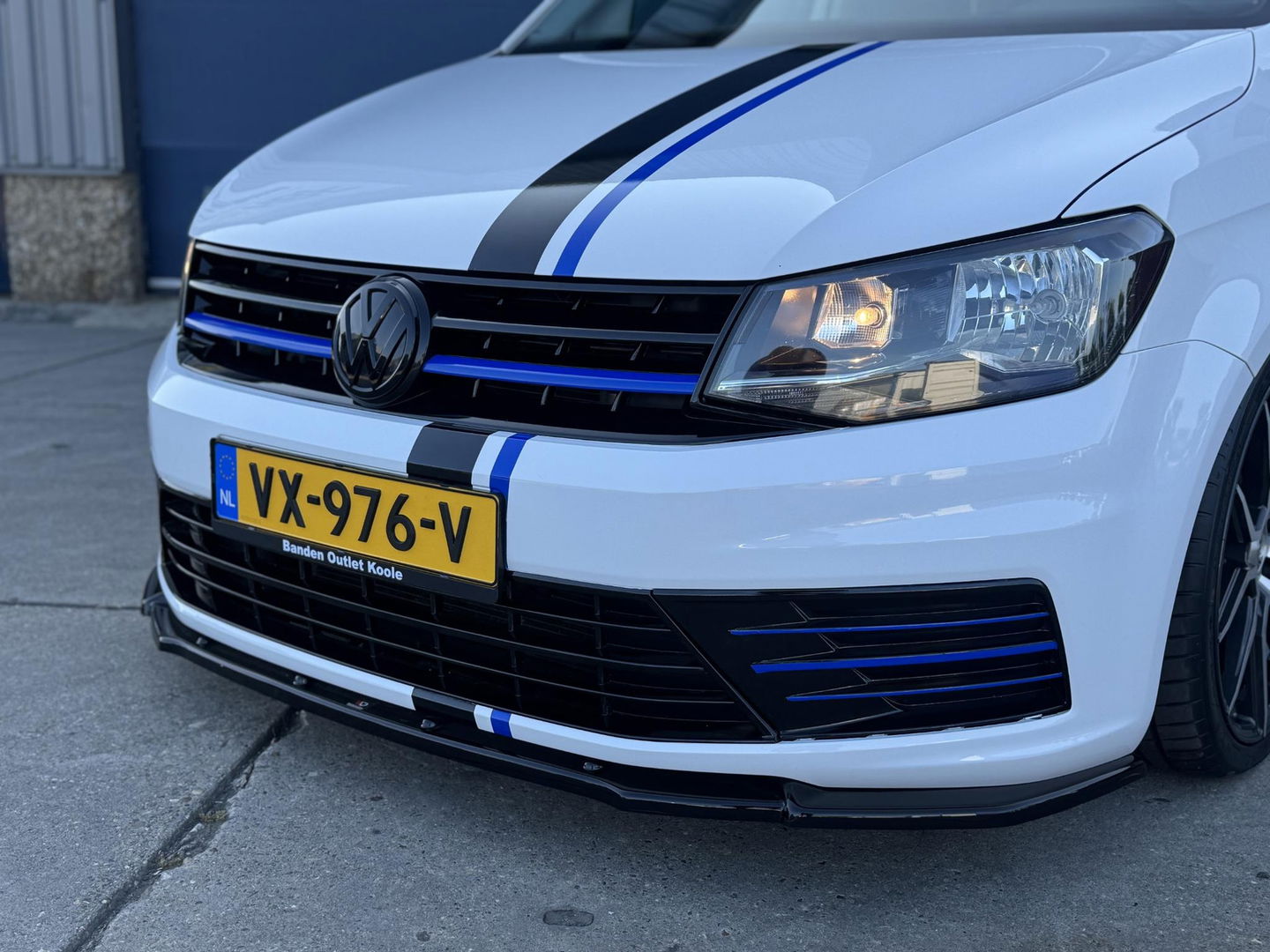 Volkswagen Caddy 2.0 TDI L1H1 BMT Trendline VERLAAGD / SPOILERS / NAVI / CAMERA / EURO 6