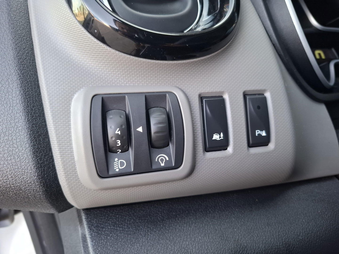 Renault Trafic 1.6 dCi T29 L2H1 Comfort Energy AIRCO / CRUISE CONTROLE / NAVI / CARMERA