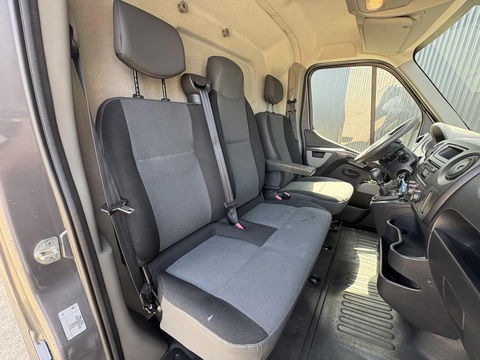 Renault Master T35 2.3 dCi L2H2 | AIRCO KOUD | CRUISE CONTROL | LAGE KM