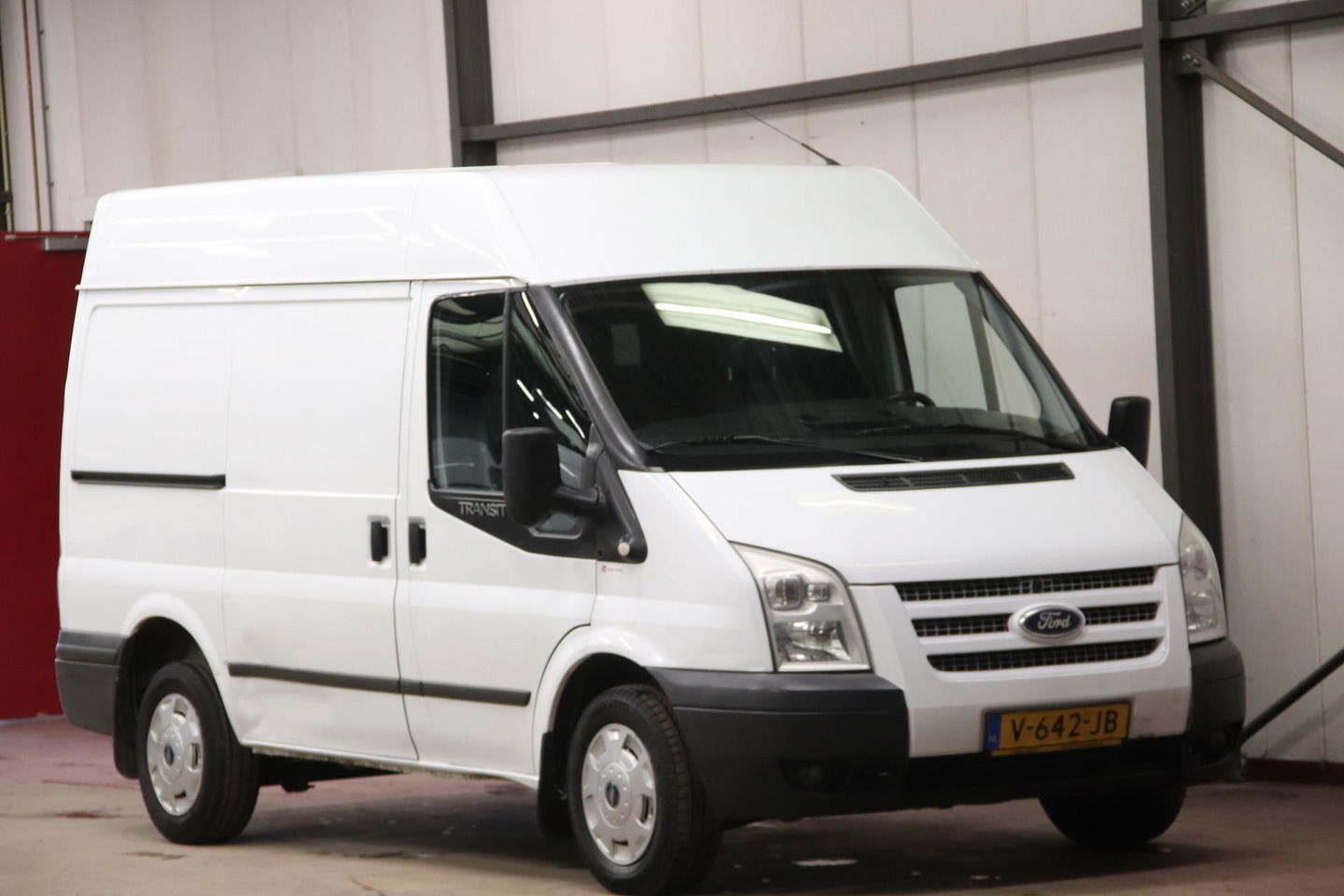 Ford Transit 2.2 TDCI 126PK L2H2 Airco