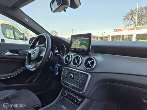 Mercedes-Benz GLA 180 AMG Night Edition Plus