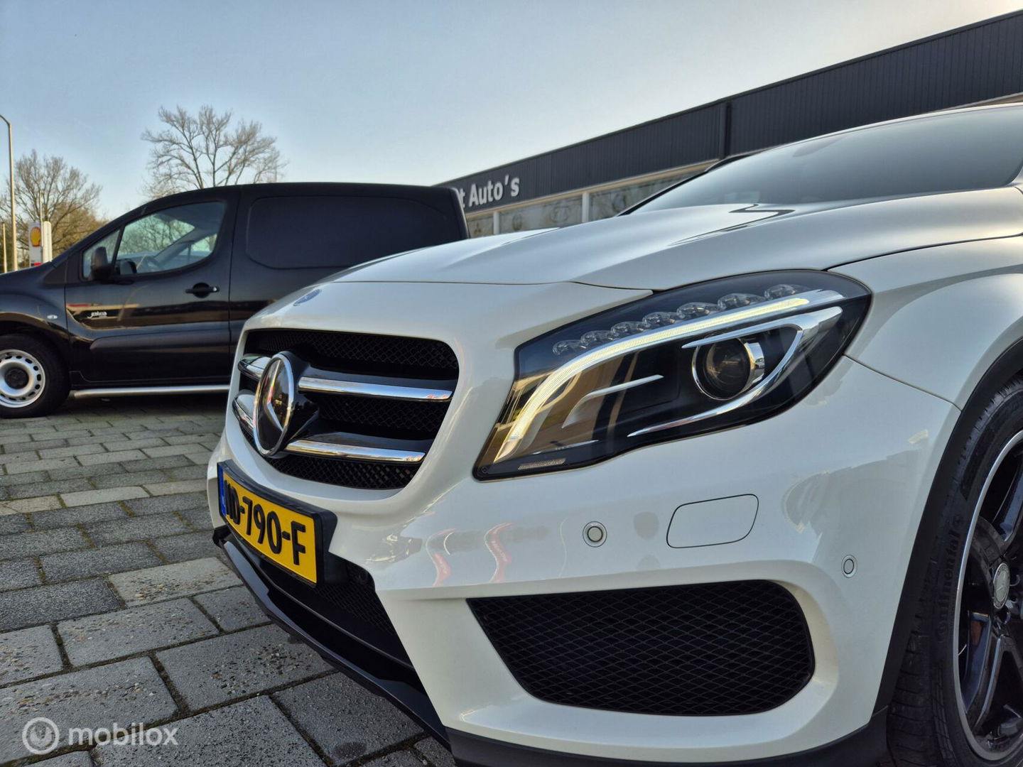 Mercedes-Benz GLA 180 AMG Night Edition Plus