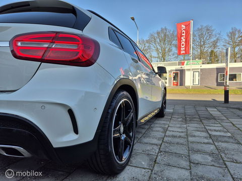 Mercedes-Benz GLA 180 AMG Night Edition Plus