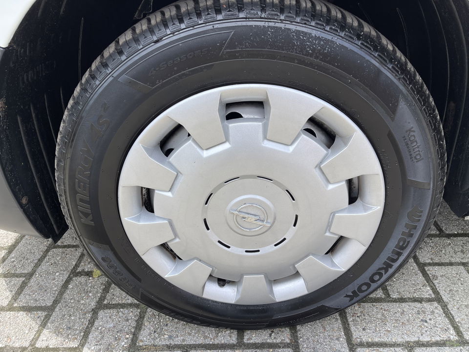 Opel Combo 1.3 CDTi L1H1 Edition / vaste prijs rijklaar € 8950 ex btw / euro 6 diesel / airco / nieuw imperial met looprol / airco / lease vanaf € 183