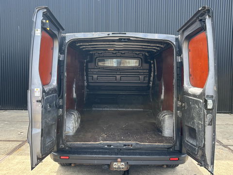 Renault Trafic 1.6 dCi 120pk T29 L2H1 | Leder | Sidesteps | Formula Sport | MARGE MOGELIJK