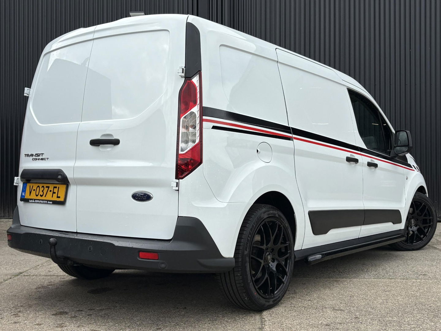 Ford Transit Connect 1.5 TDCI L2 | AUTOMAAT | Sport Edition | 3 Persoons
