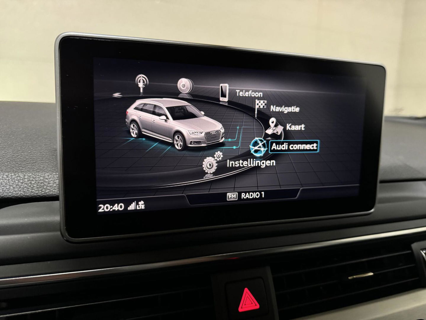 Audi A4 Avant 2.0 TFSI Black Edition S-Line Pano Virtual NAP