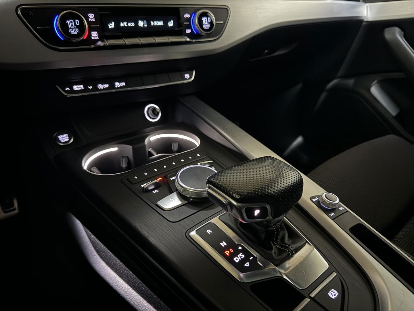 Audi A4 Avant 2.0 TFSI Black Edition S-Line Pano Virtual NAP