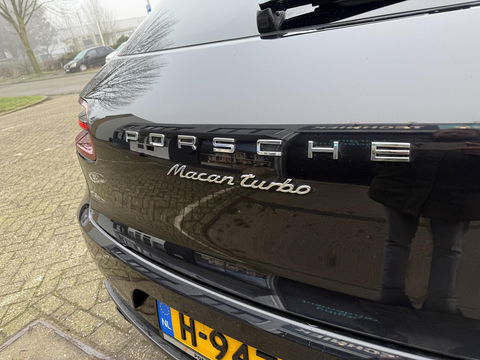 Porsche Macan 3.6 Turbo Pano l 21 INC l Luchtvering
