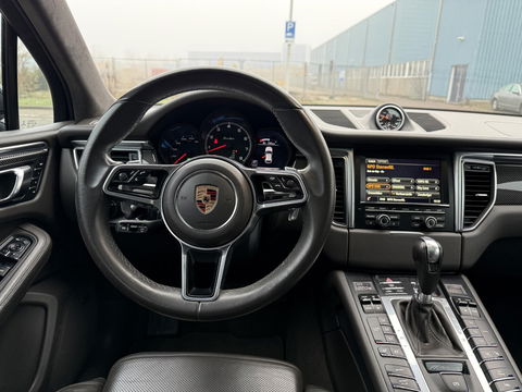 Porsche Macan 3.6 Turbo Pano l 21 INC l Luchtvering