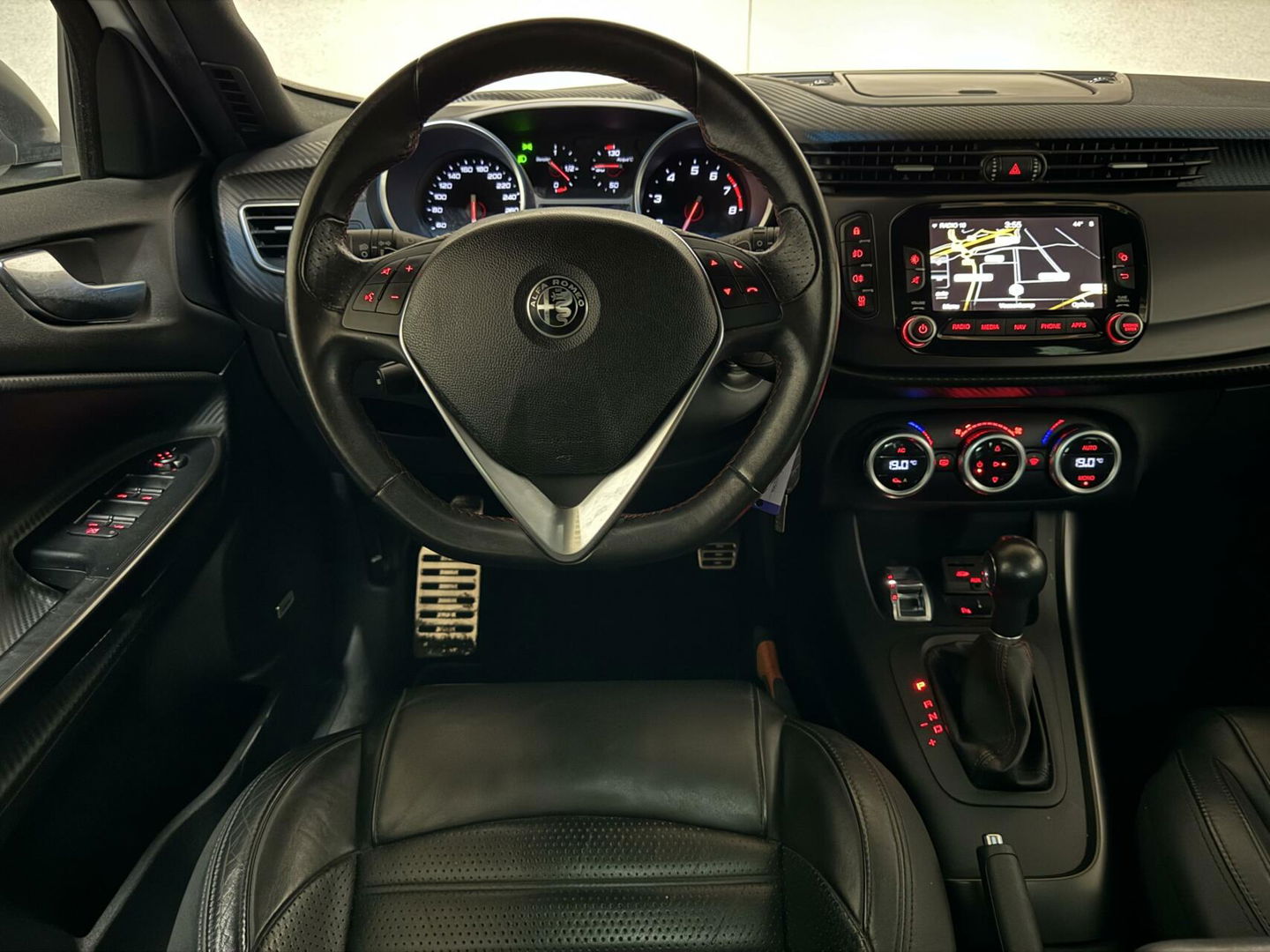 Alfa Romeo Giulietta 1.750 Turbo Veloce Pano Stoelver. Leer NAP