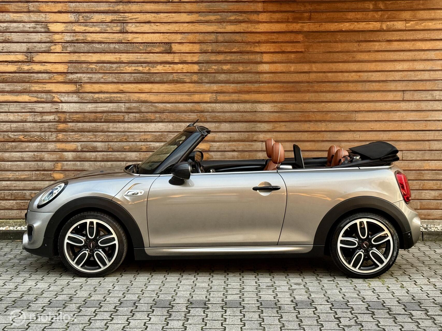 MINI Cooper S Cabrio 2.0 Chili | JCW pakket | Leder | HUD