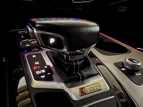 Audi SQ7 4.0 TDI V8T Quattro Pano RS-Seats HUD 360° Bose Luchtv.