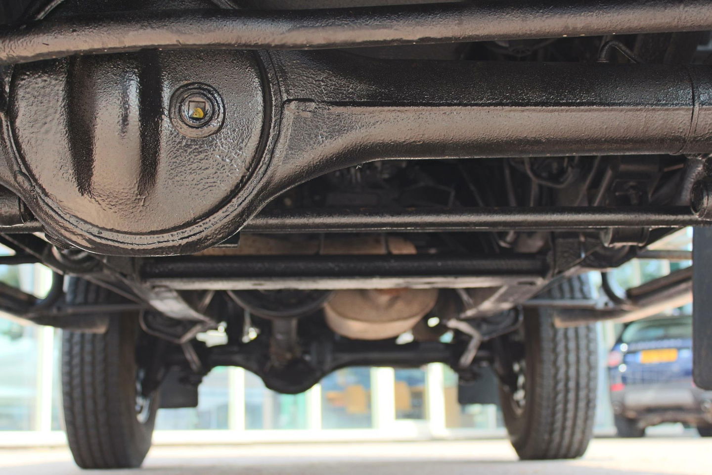 Land Rover Defender 2.4 TD 110 SW XTech „De Uiver" Special 7-Persoons 165 Pk 440 Nm + Cruise Control