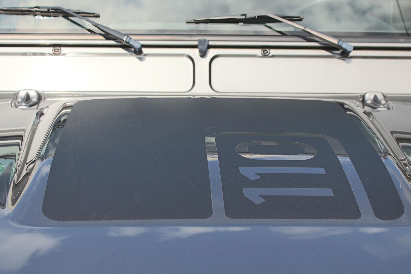 Land Rover Defender 2.4 TD 110 SW XTech „De Uiver" Special 7-Persoons 165 Pk 440 Nm + Cruise Control