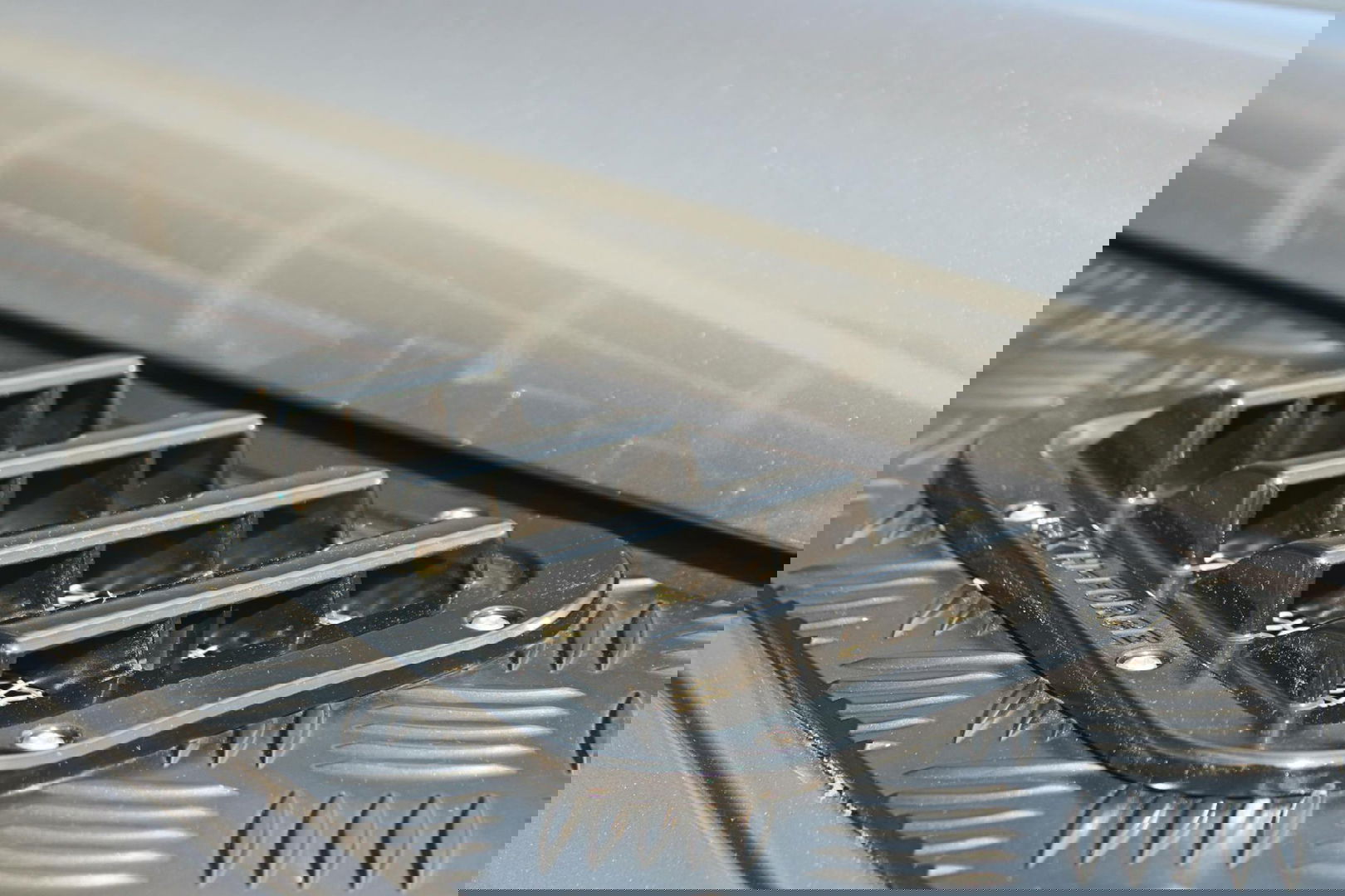 Land Rover Defender 2.4 TD 110 SW XTech „De Uiver" Special 7-Persoons 165 Pk 440 Nm + Cruise Control