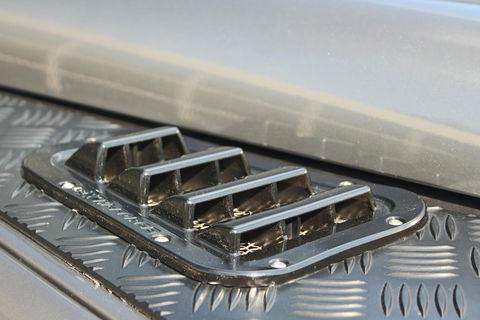 Land Rover Defender 2.4 TD 110 SW XTech „De Uiver" Special 7-Persoons 165 Pk 440 Nm + Cruise Control