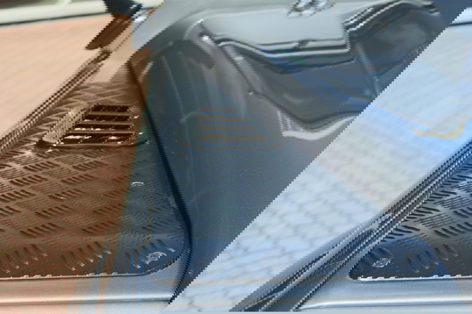 Land Rover Defender 2.4 TD 110 SW XTech „De Uiver" Special 7-Persoons 165 Pk 440 Nm + Cruise Control