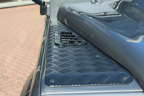 Land Rover Defender 2.4 TD 110 SW XTech „De Uiver" Special 7-Persoons 165 Pk 440 Nm + Cruise Control