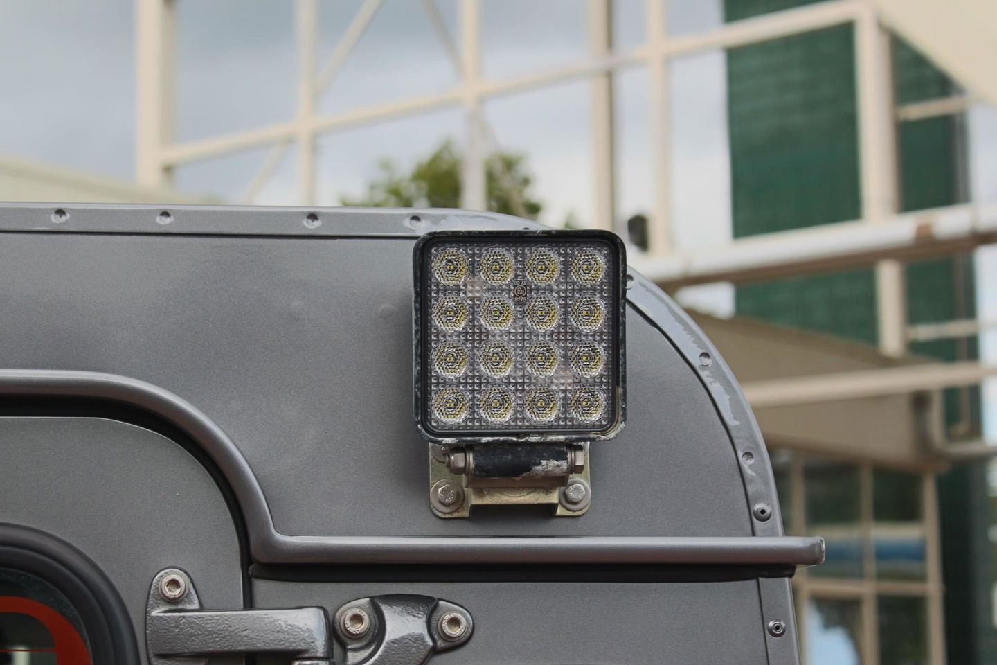 Land Rover Defender 2.4 TD 110 SW XTech „De Uiver" Special 7-Persoons 165 Pk 440 Nm + Cruise Control