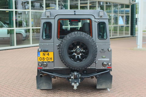 Land Rover Defender 2.4 TD 110 SW XTech „De Uiver" Special 7-Persoons 165 Pk 440 Nm + Cruise Control