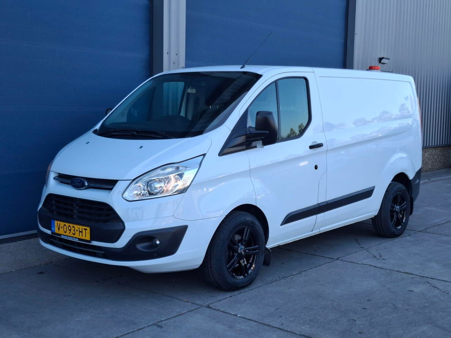 Ford Transit Custom 290 2.0 TDCI L1H1 Trend AIRCO / CRUISE CONTROLE / 3 ZITS / EURO 6