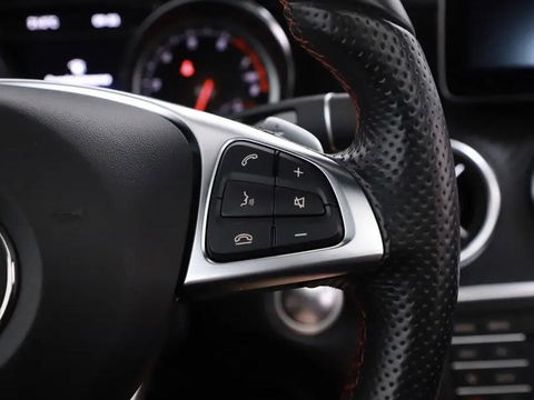 Mercedes-Benz A-Klasse 200 AMG Night Pano Navi Cruise Camera NAP