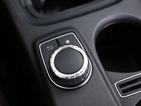 Mercedes-Benz A-Klasse 200 AMG Night Pano Navi Cruise Camera NAP