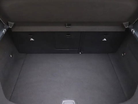 Mercedes-Benz A-Klasse 200 AMG Night Pano Navi Cruise Camera NAP