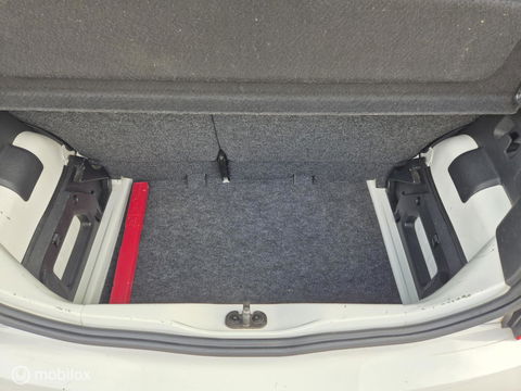 Volkswagen up! 1.0 move up! BlueMotion