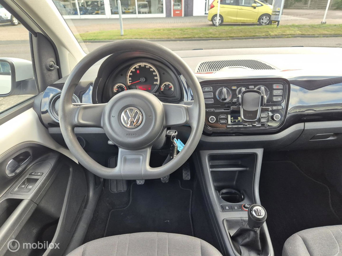 Volkswagen up! 1.0 move up! BlueMotion