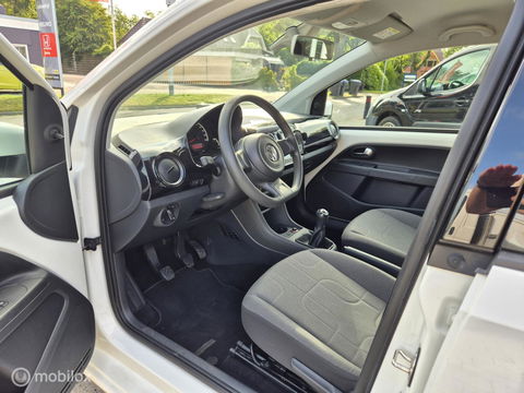 Volkswagen up! 1.0 move up! BlueMotion