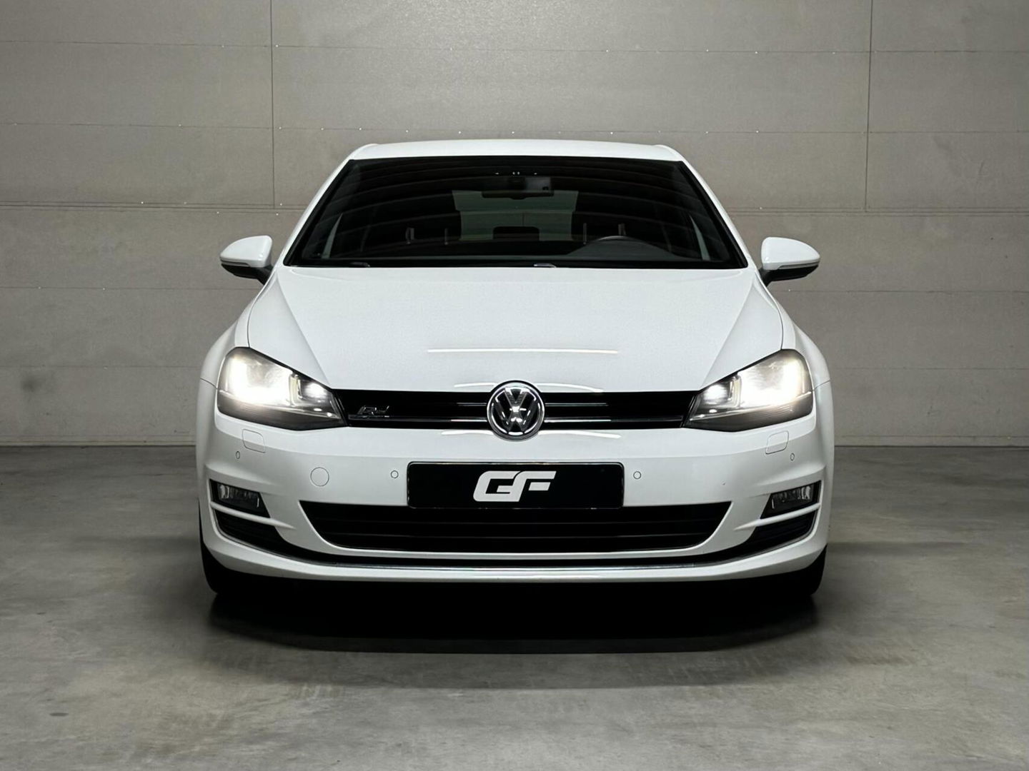 Volkswagen Golf 1.4 TSI Highline R-Line Navi Cruise PDC Led