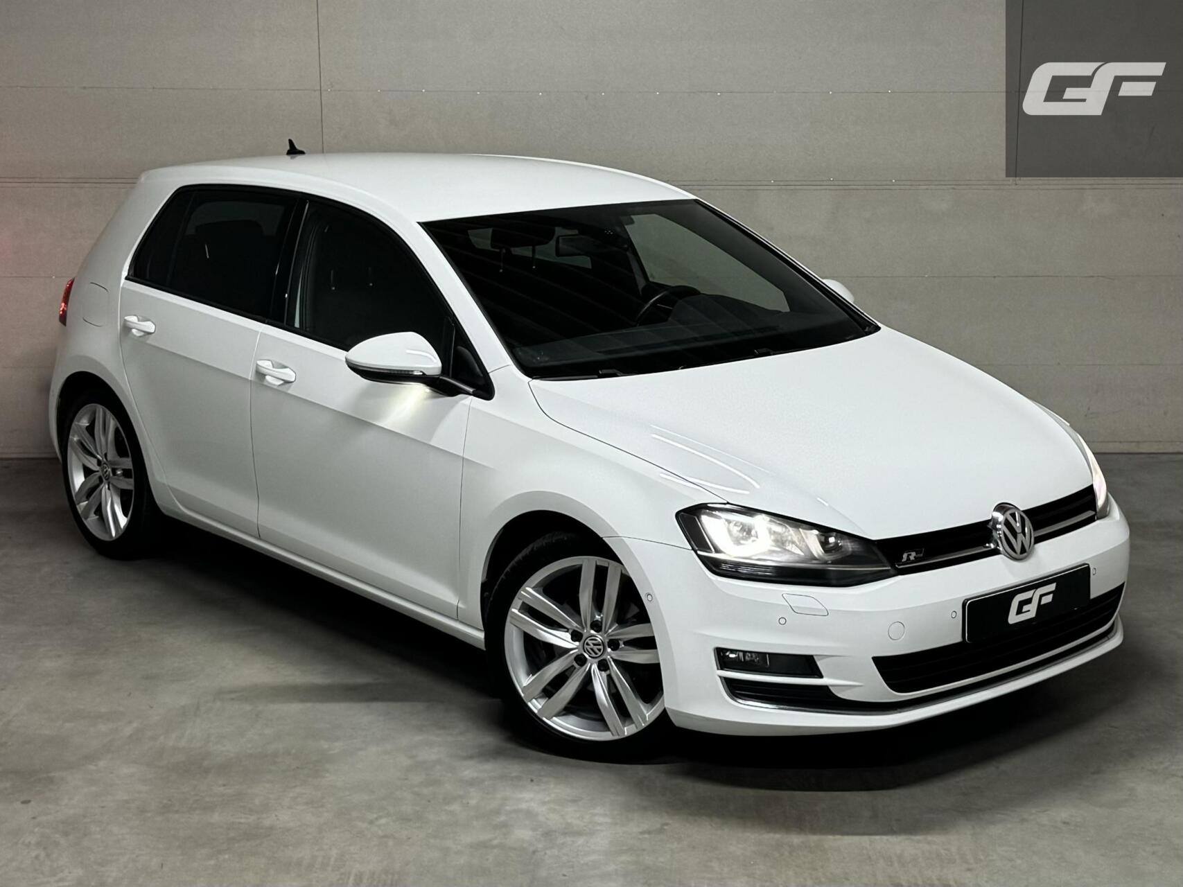 Volkswagen Golf 1.4 TSI Highline R-Line Navi Cruise PDC Led