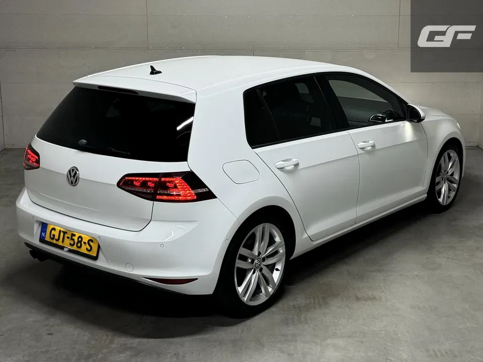 Volkswagen Golf 1.4 TSI Highline R-Line Navi Cruise PDC Led