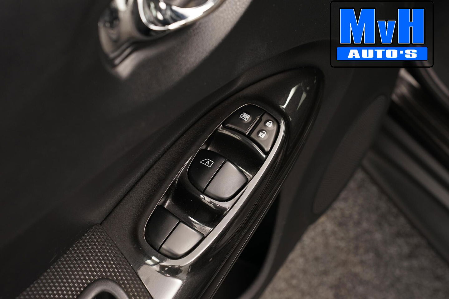 Nissan Juke 1.6 N-Connecta|XENON|STOELVERW|CRUISE|CAMERA|CLIMA