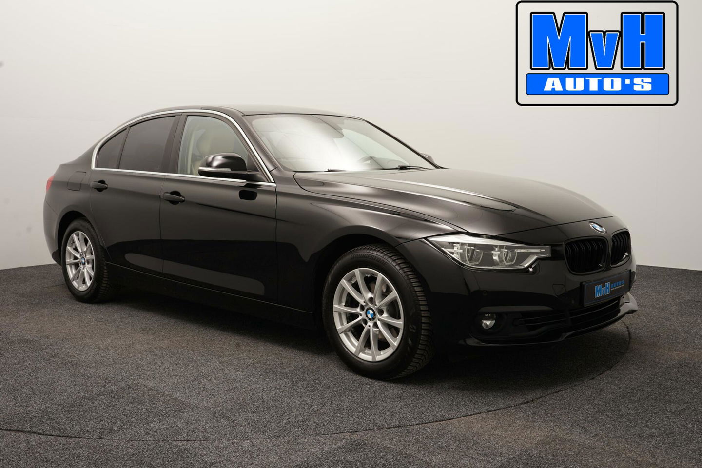 BMW 3 Serie 320i Centennial High Executive|LEER|LED|ORG.NL